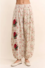 Load image into Gallery viewer, Davi & Dani - ROSE EMBROIDEREDBALLOON PANTS SHIP 07/31/2026