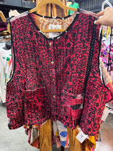 Load image into Gallery viewer, Indi and Sai - Kantha Sleeveless Button Top One Size