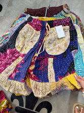 Load image into Gallery viewer, HCWL - Yoyo Slit Ruffle Shorts