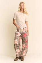 Load image into Gallery viewer, Davi & Dani - Tapestry Cargo Joggers