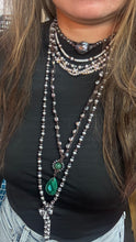 Load image into Gallery viewer, HC - Occean Love Black/White Pearls Lariat 42"