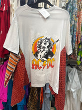 Load image into Gallery viewer, Indi and Sai - Upcycle Kantha Band Tee One OF The Kind