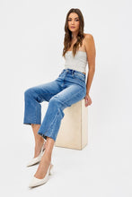 Load image into Gallery viewer, Medium Dark Hem Slit Cropped Relaxed Straight