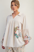 Load image into Gallery viewer, Plus Patch Detailing Washed Cotton Gauze Tunic