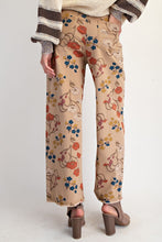 Load image into Gallery viewer, Floral Printed Washed Stretch Twill Pants