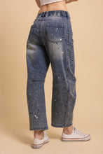 Load image into Gallery viewer, Bluevelvet - Washed Denim Barrel Jeans