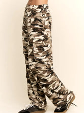 Load image into Gallery viewer, Davi & Dani - Camouflage French Terry Cargo Pockets Pants