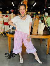 Load image into Gallery viewer, I Love Linen - Round Edge V Neck Tee