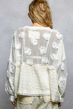 Load image into Gallery viewer, pol - Eyelet Ruffle Lace Rosev-Neck Balloon Sleeves Top