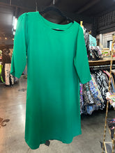 Load image into Gallery viewer, HC Back Pleated Dress - Green