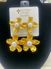 Load image into Gallery viewer, Hidden Truth Jewelry -Magnolia Pearl Dangles Earrings