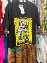 Load image into Gallery viewer, Indi and Sai - Upcycle Kantha Band Tee One OF The Kind