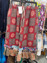 Load image into Gallery viewer, Indi & Sai - Kantha Ruffle Bloomer