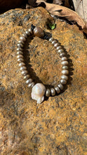 Load image into Gallery viewer, HC - Ocean Love Seaweed Pearls Bracelet With Big Ball
