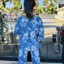 Load image into Gallery viewer, HC - CoCo Snuggle Top Tie Dye Side Leopard