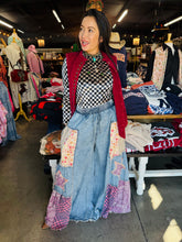 Load image into Gallery viewer, J.NNA - Checker Pattern Velvet Long Sleeve Top