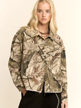 Load image into Gallery viewer, DAVI & DANI - Real Tree Camo Denim Jacket Stud Pocket Front - ARMY GREEN