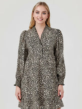 Load image into Gallery viewer, Pixi + Ivy - Shelly Tiered Ruffle Neck Long Sleeve Dress - Tan Leopard
