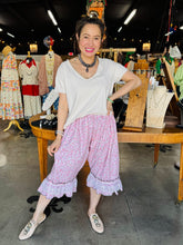 Load image into Gallery viewer, I Love Linen - Round Edge V Neck Tee