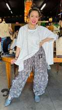 Load image into Gallery viewer, Gray Scale Linen Harem Pants