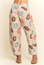 Load image into Gallery viewer, Davi & Dani - Tapestry Cargo Joggers