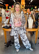 Load image into Gallery viewer, I Love Linen - Linen Shacket Indian