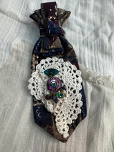 Load image into Gallery viewer, Hand Tie Neck Tie