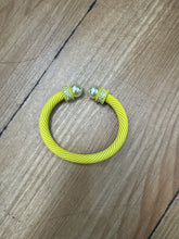 Load image into Gallery viewer, The King Collection - Spiral Bangle