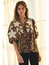 Load image into Gallery viewer, Oddi - Leopard Printed Puff-Sleeve Top