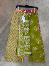 Load image into Gallery viewer, HCWL - Kantha Dhoti Pants