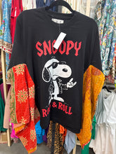 Load image into Gallery viewer, Indi and Sai - Upcycle Kantha Band Tee One OF The Kind
