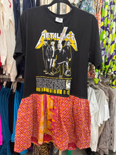 Load image into Gallery viewer, Indi and Sai - Upcycle Kantha Band Tee One OF The Kind