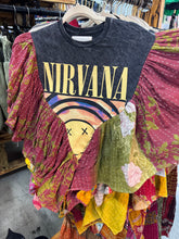Load image into Gallery viewer, Indi and Sai - Upcycel Kantha Band Tee One OF The Kind