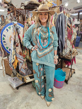 Load image into Gallery viewer, A Rare Bird -Love Garden Pant