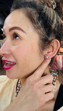 Load image into Gallery viewer, HC - Square Pink Pearls Earrings