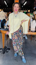 Load image into Gallery viewer, Tropical Linen Harem Pants