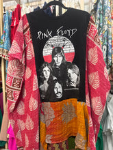 Load image into Gallery viewer, Indi and Sai - Upcycle Kantha Band Tee One OF The Kind