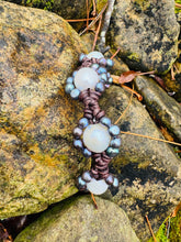 Load image into Gallery viewer, HC - Sunflower Black/White Pearls Bracelet 14mm