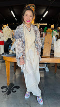 Load image into Gallery viewer, Ivory Linen Harem Pants