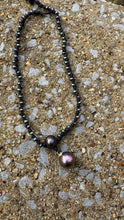 Load image into Gallery viewer, HC - 2'FER ANGLE TROP BLACK PEARLS NECKLACE