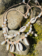 Load image into Gallery viewer, HC - Handmade White Pearl With Seashell Choker