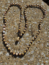 Load image into Gallery viewer, HC - Gold Pearls Lariat 40"