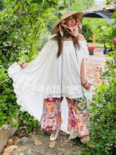 Load image into Gallery viewer, HCWL - Butterfly Bloomer