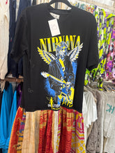 Load image into Gallery viewer, Indi and Sai - Upcycle Kantha Band Tee One OF The Kind