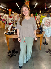 Load image into Gallery viewer, Karamel Collection - Linen V Neck Top With Pockets