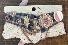 Load image into Gallery viewer, A RARE BIRD - COLLAR WITH BROOCHES