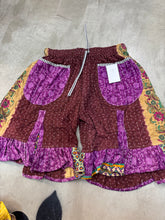 Load image into Gallery viewer, HCWL - Yoyo Slit Ruffle Shorts