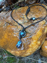 Load image into Gallery viewer, HC - Sunflower Black Pearl Necklaces