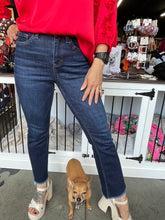 Load image into Gallery viewer, Bella -Something Cute by Vervet