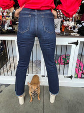 Load image into Gallery viewer, Bella -Something Cute by Vervet